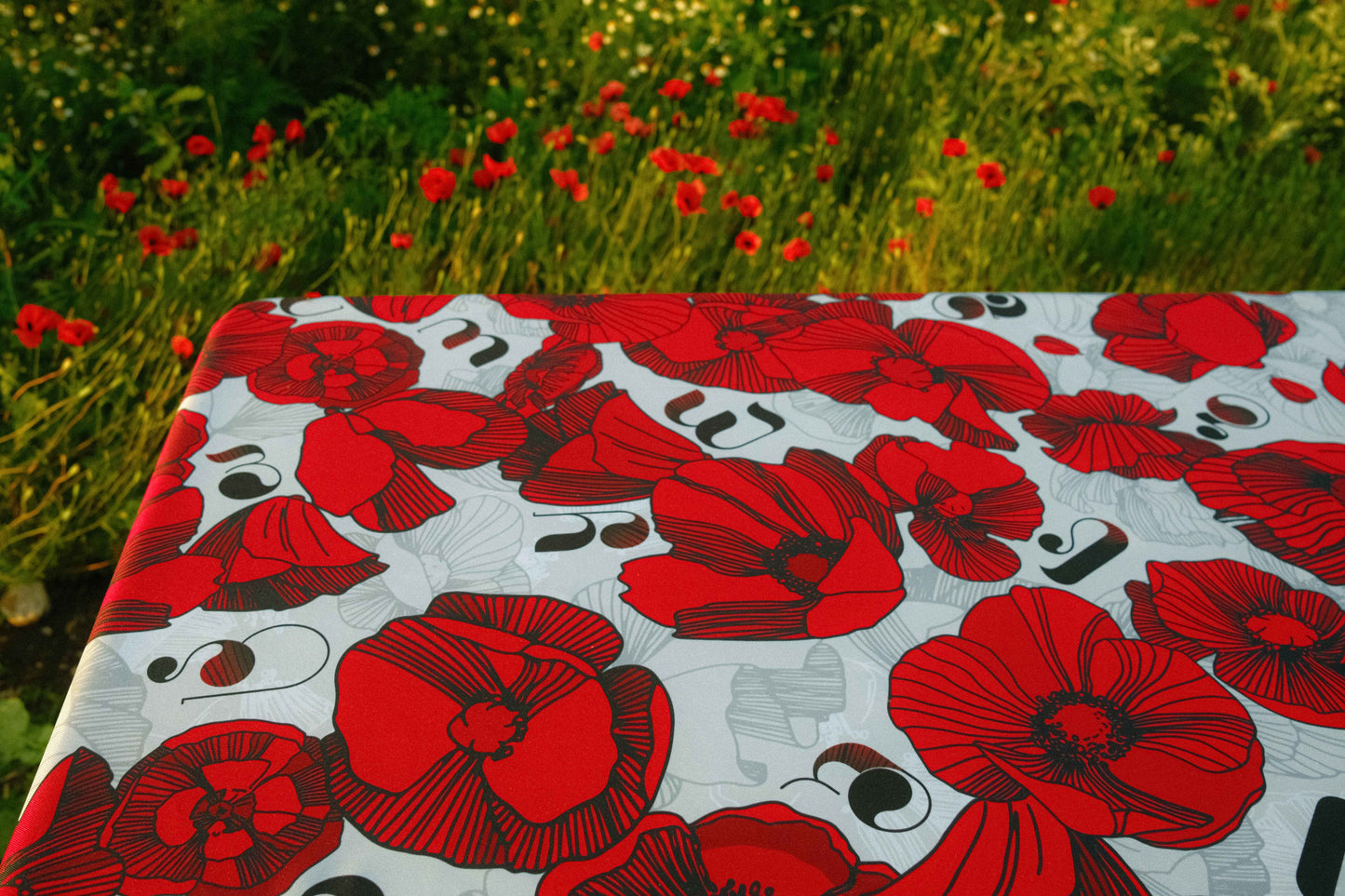 Poppy (white) - Tablecloth