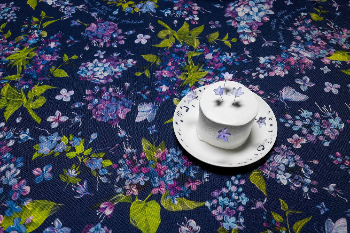Lilac (blue) - Tablecloth